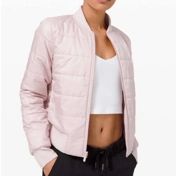 LULULEMON Non Stop Bomber Pink Mist Reversible Quilted Jacket Size 2 - Picture 2 of 15